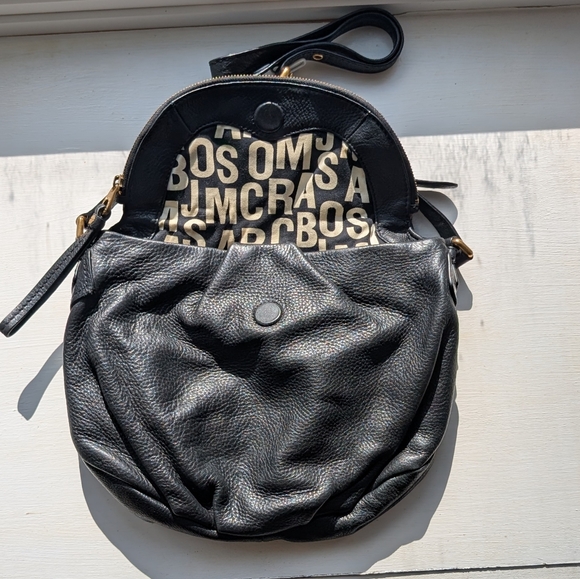 Black Leather Shoulder Bag - Picture 3 of 5